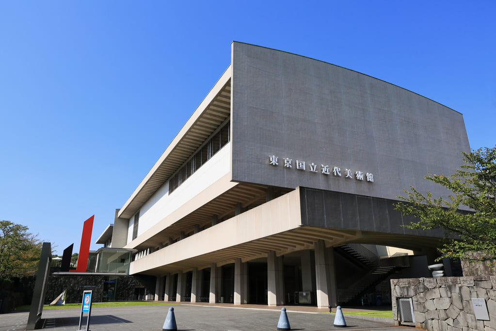 美術作品だけでなく食事も楽しめる「東京国立近代美術館」