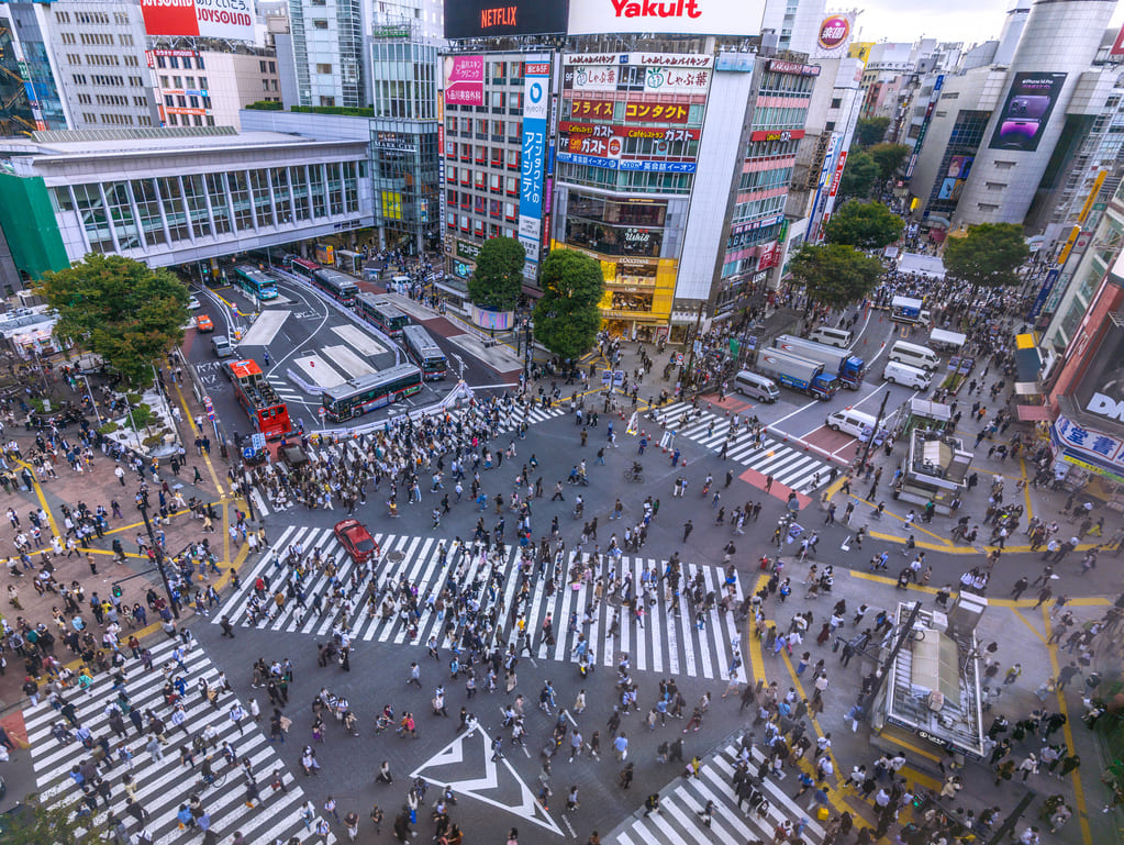 ライブカメラでも有名な「スクランブル交差点」