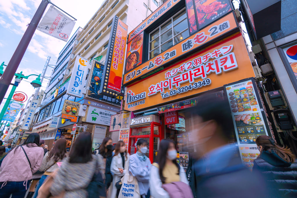 韓国旅行気分を味わえる新大久保コリアンタウン