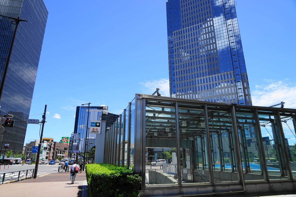 本町・弥生町エリアの特徴と主要駅