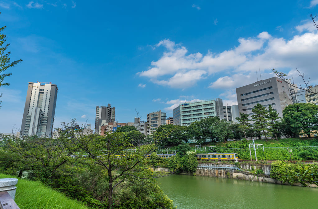 市ヶ谷の周辺施設には何がある？観光スポットや商業施設・公共施設を紹介