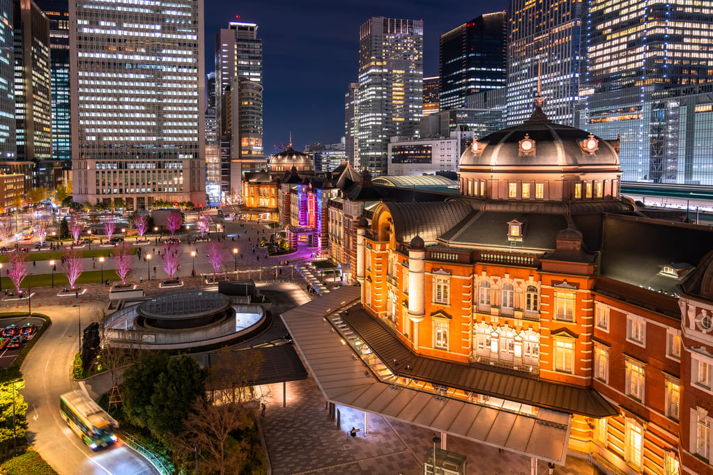 東京駅の周辺施設をご紹介